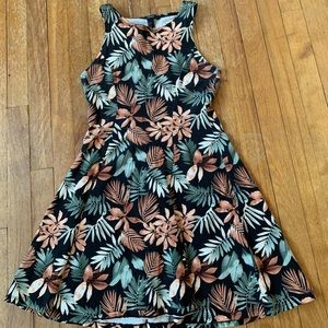Tropical print fit n’ flare dress